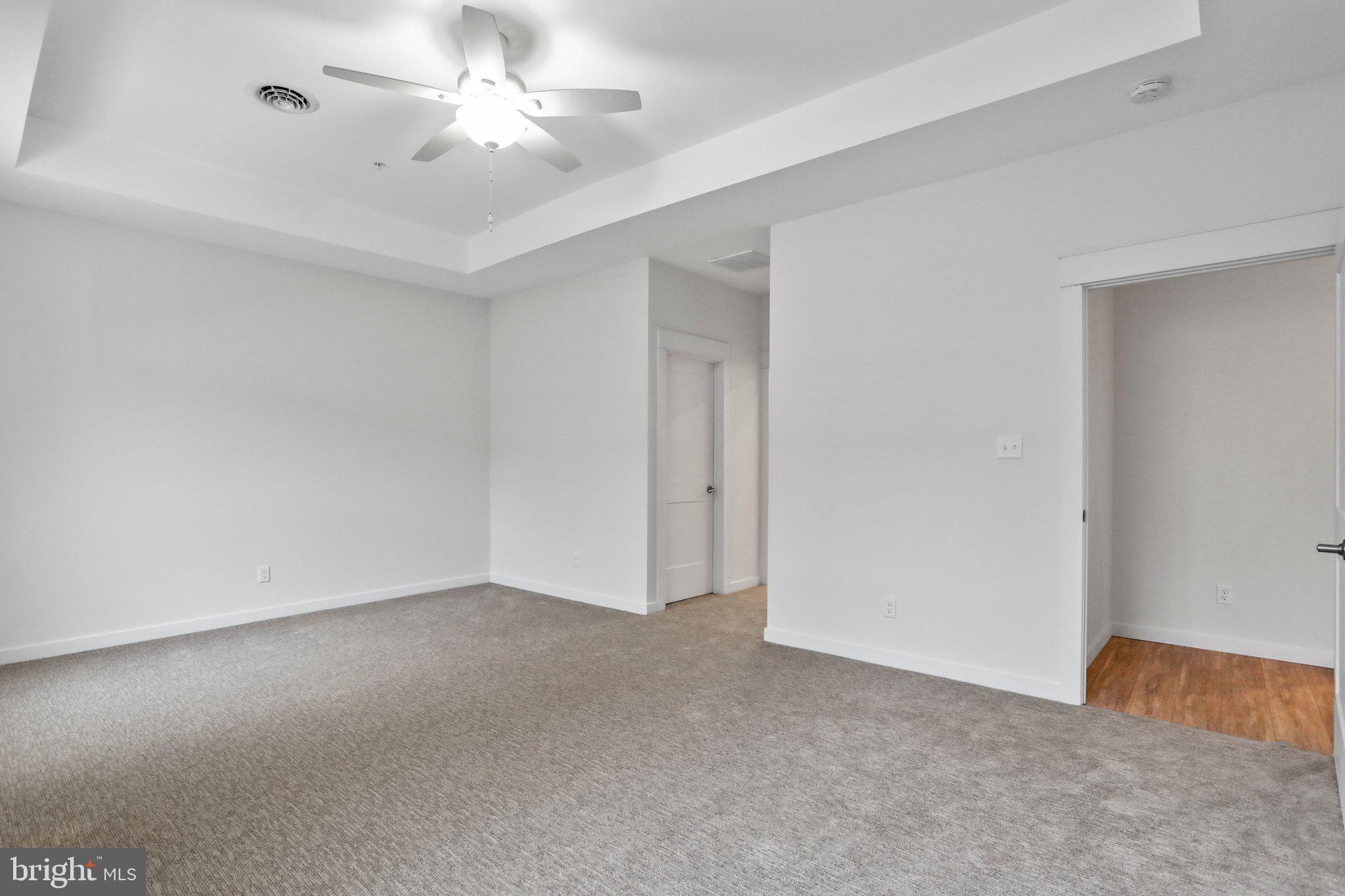 MEADOWSGREEN - Residential Lease