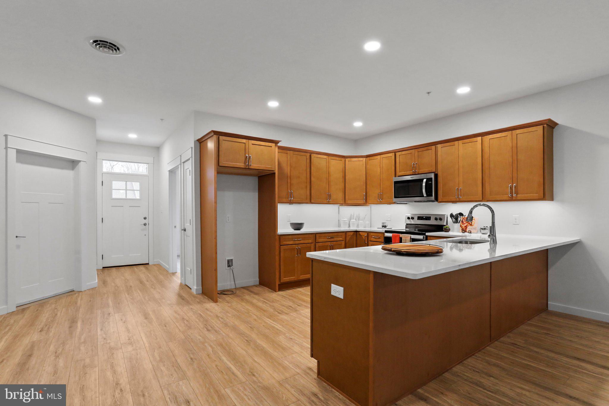 MEADOWSGREEN - Residential Lease