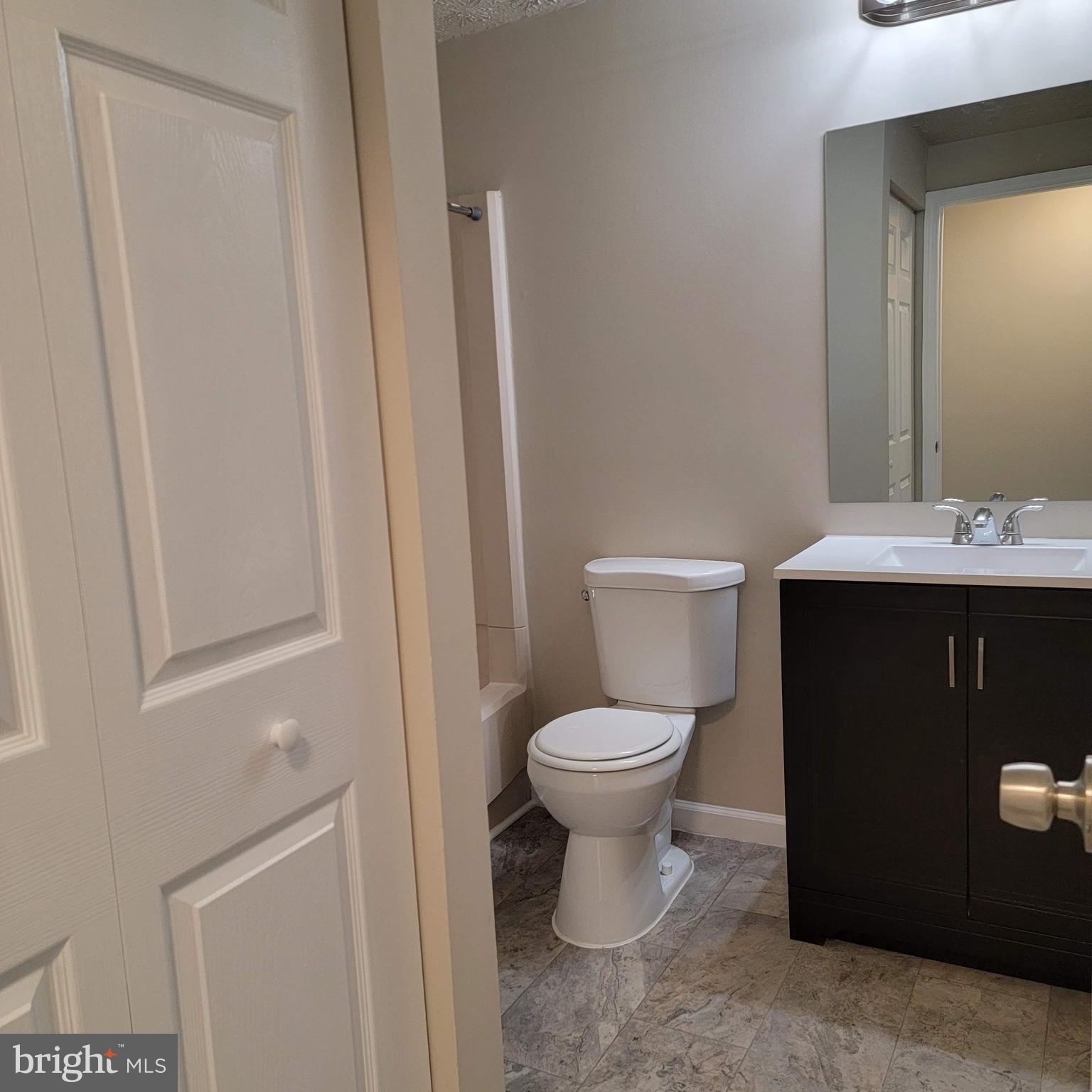 GREENLAND GARDENS - Residential Lease