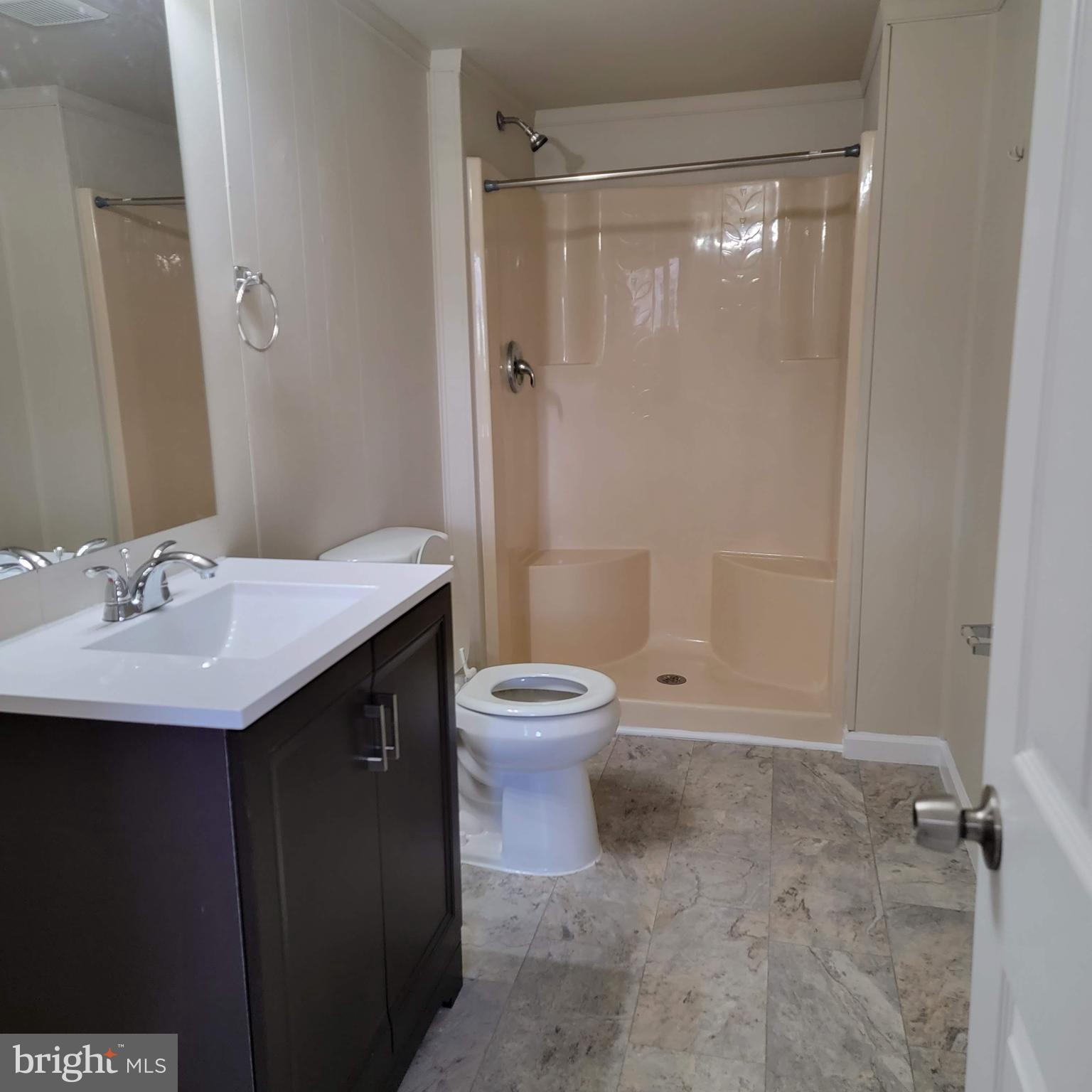 GREENLAND GARDENS - Residential Lease