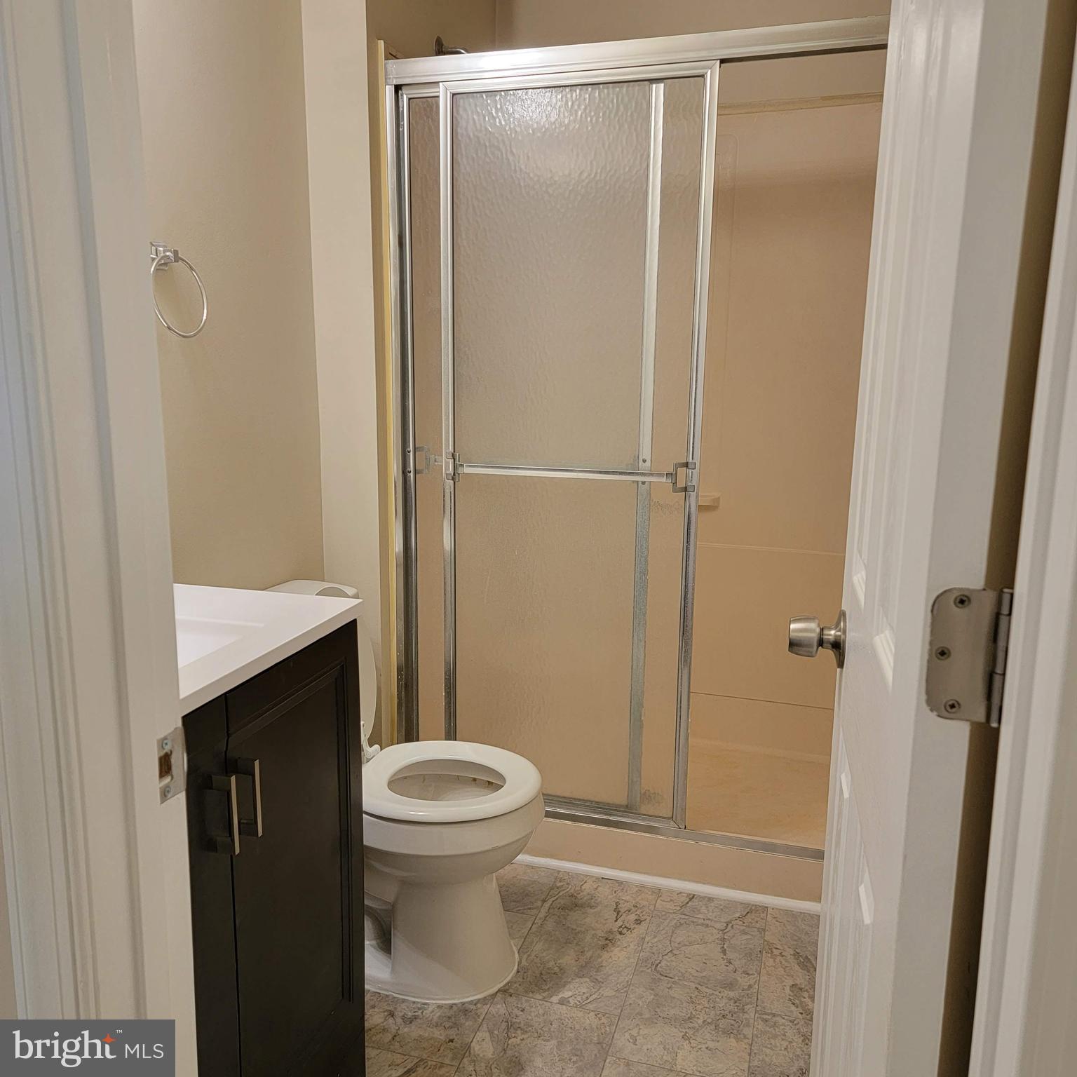 GREENLAND GARDENS - Residential Lease