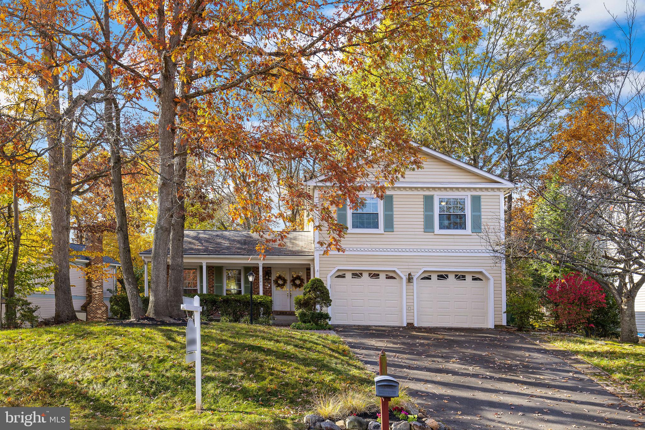 LAKE RIDGE - Residential