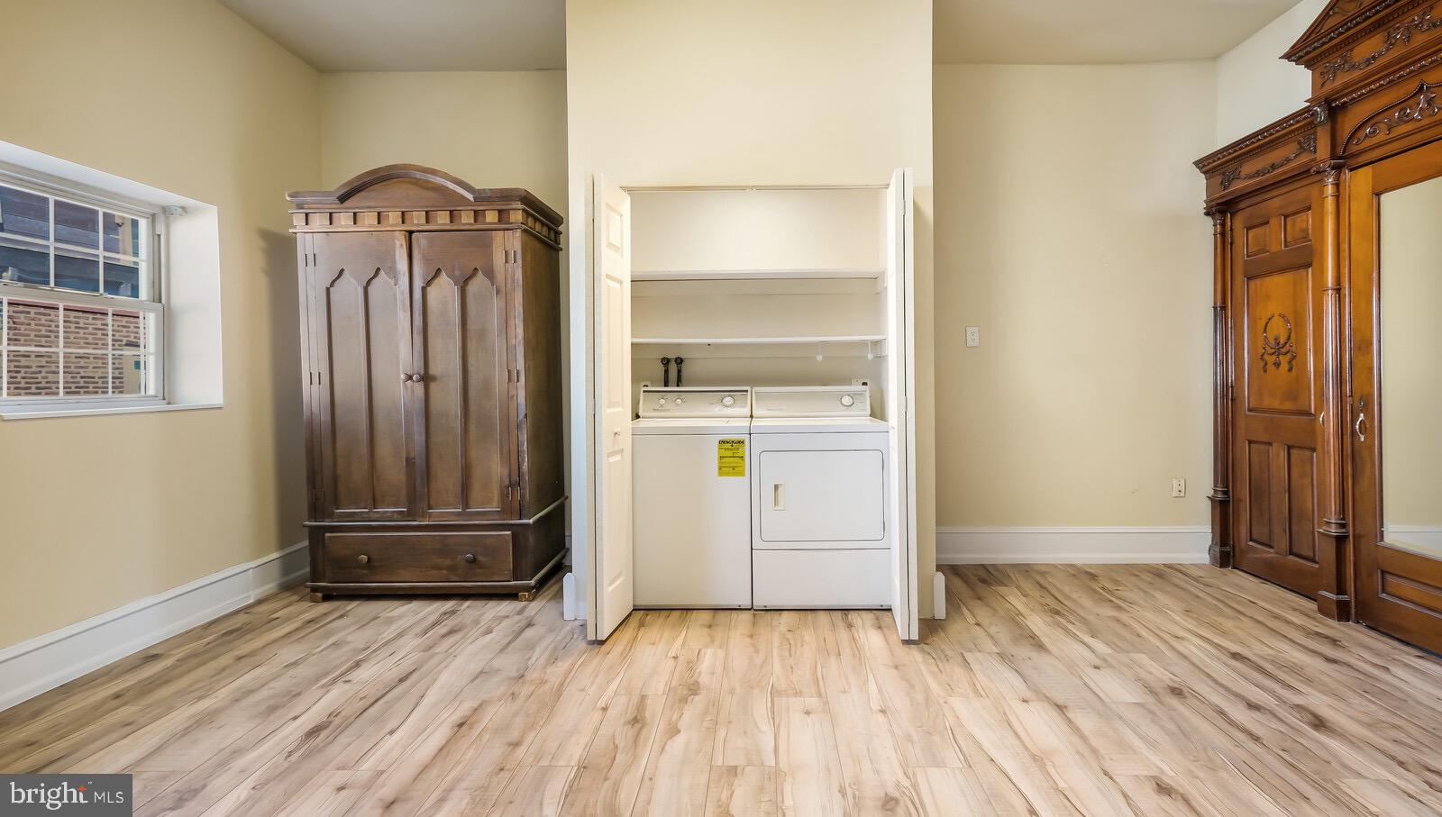 CENTER CITY - Residential Lease