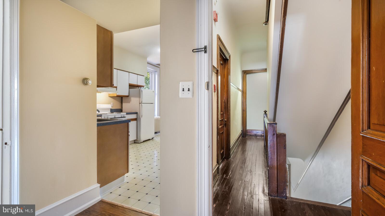 CENTER CITY - Residential Lease