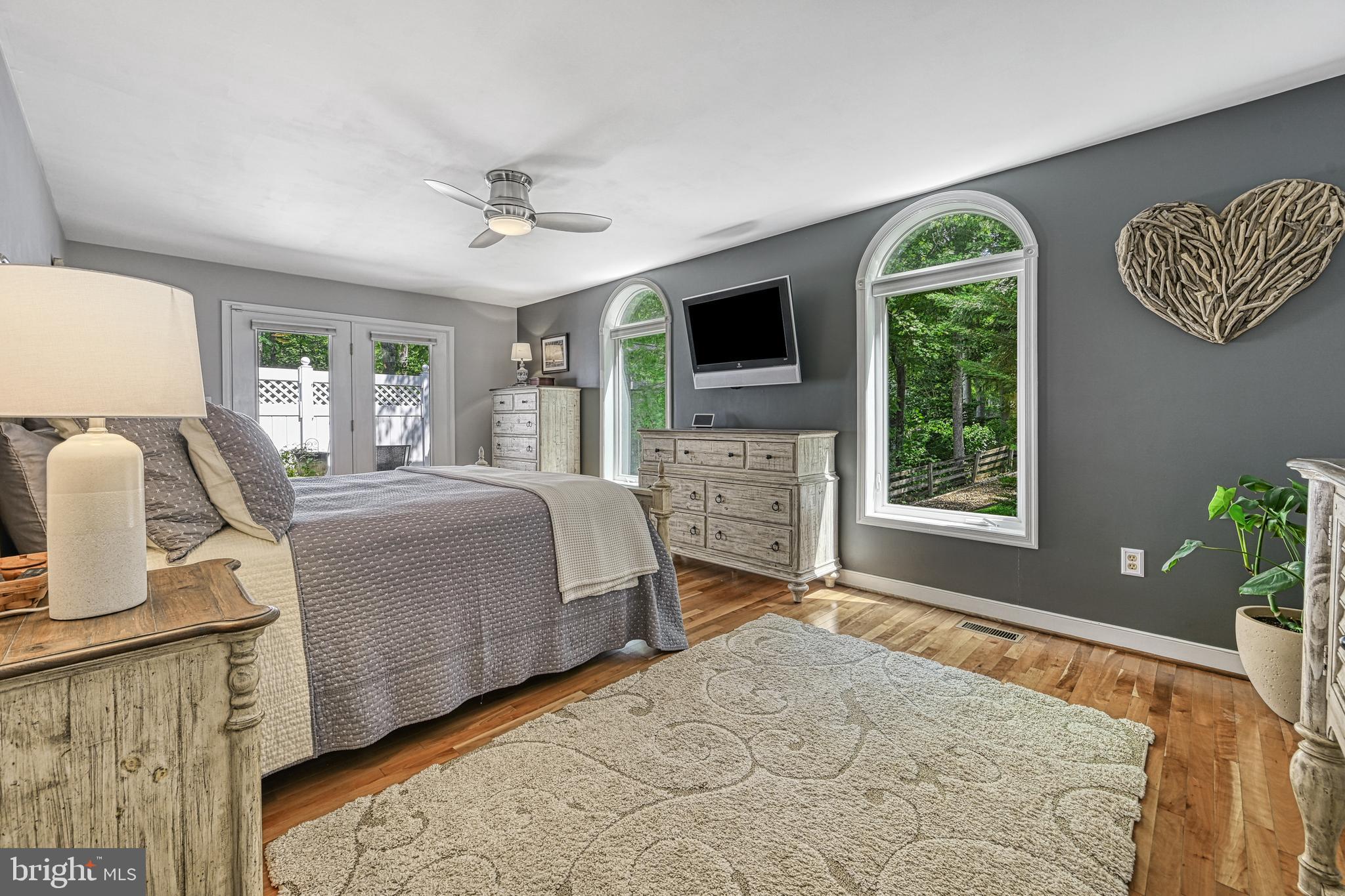 MAGNOLIA HARBOUR - Residential