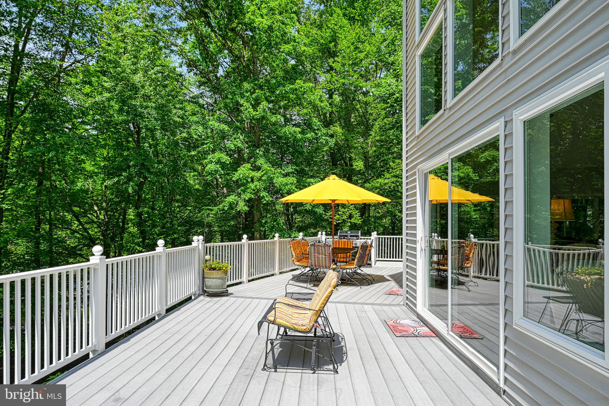 MAGNOLIA HARBOUR - Residential