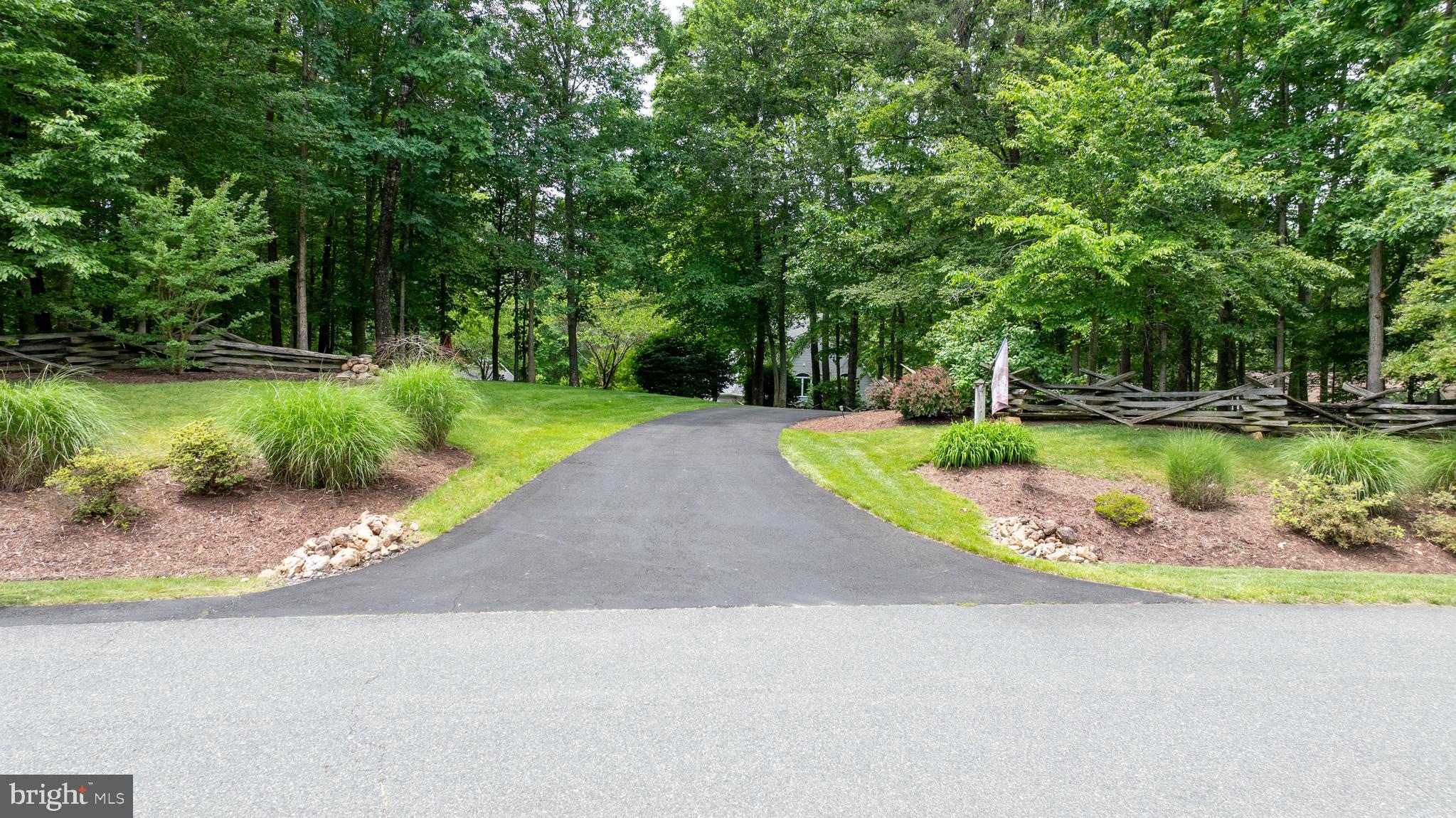 MAGNOLIA HARBOUR - Residential