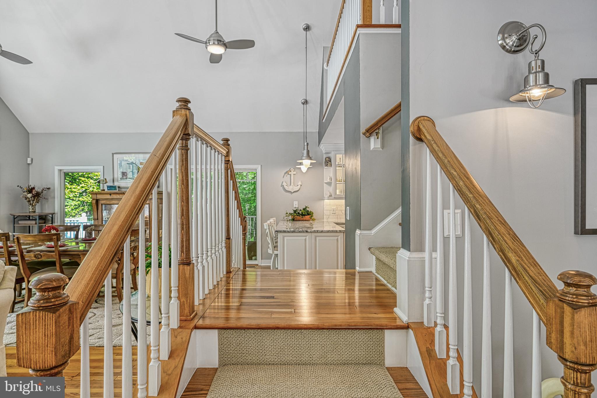 MAGNOLIA HARBOUR - Residential