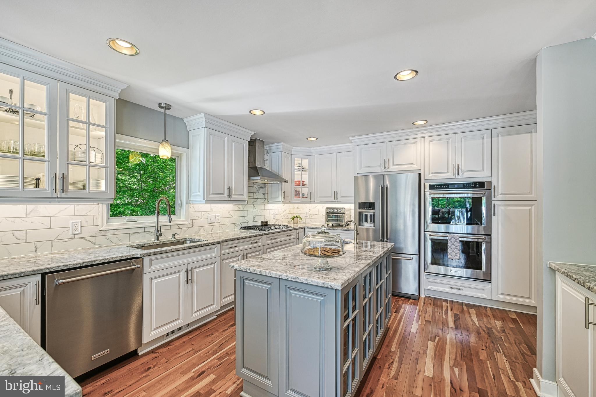 MAGNOLIA HARBOUR - Residential