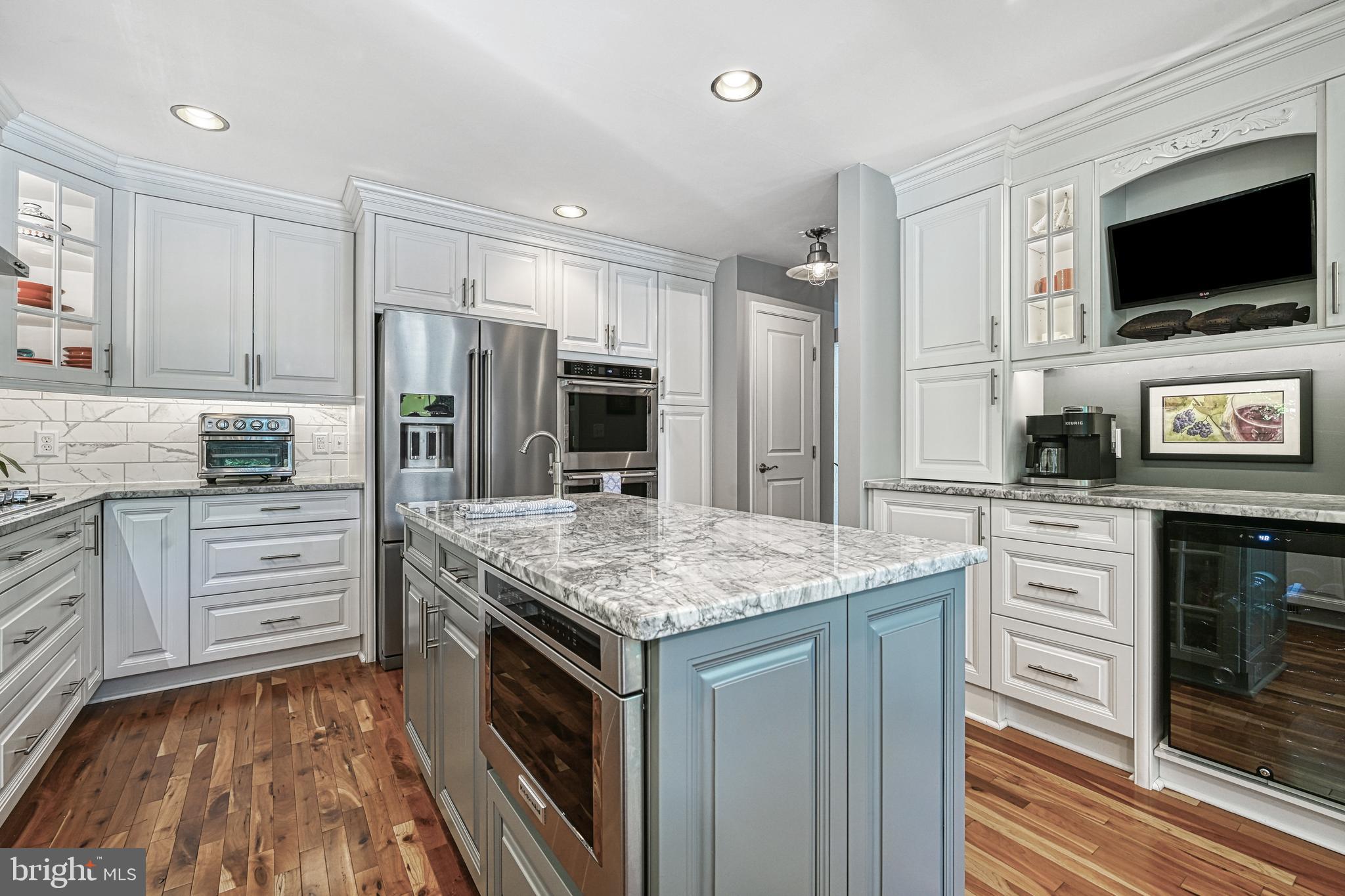 MAGNOLIA HARBOUR - Residential