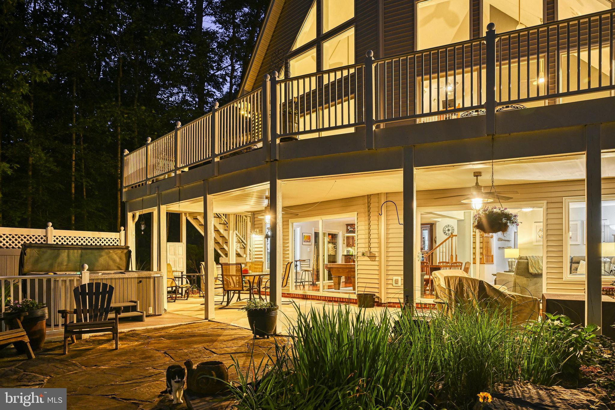 MAGNOLIA HARBOUR - Residential