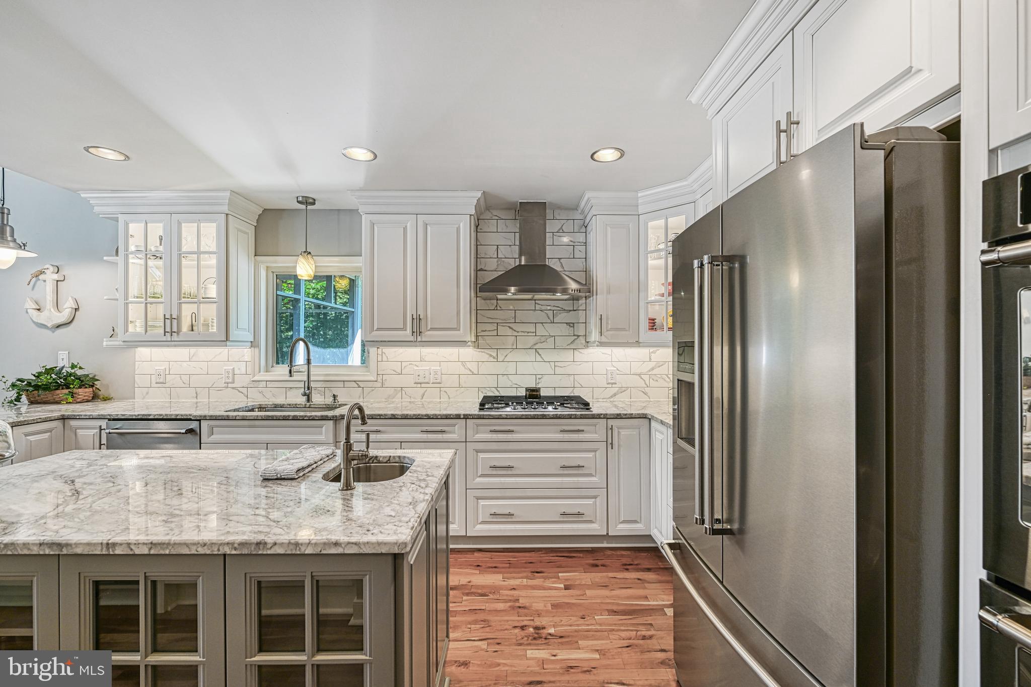 MAGNOLIA HARBOUR - Residential