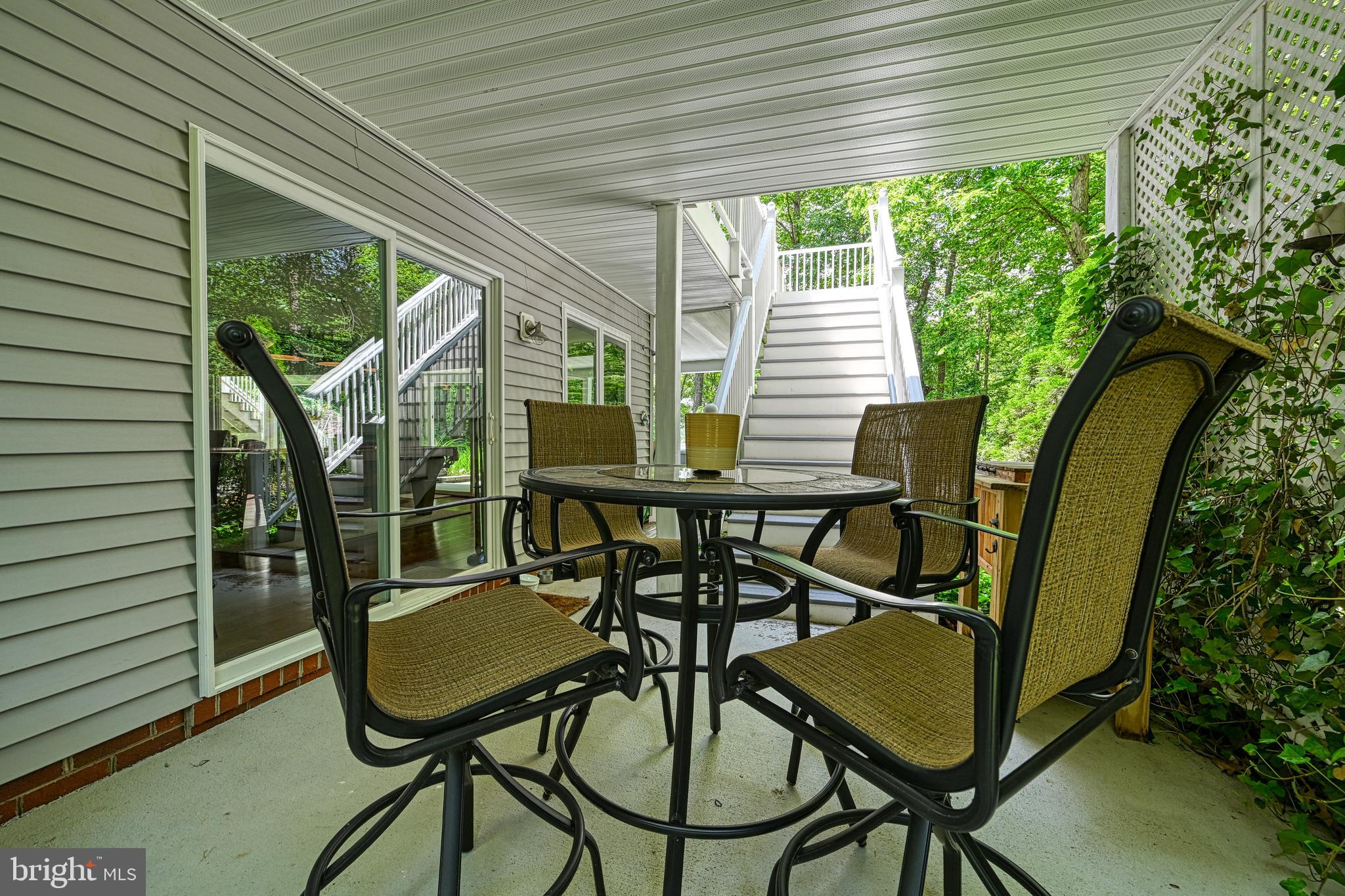 MAGNOLIA HARBOUR - Residential