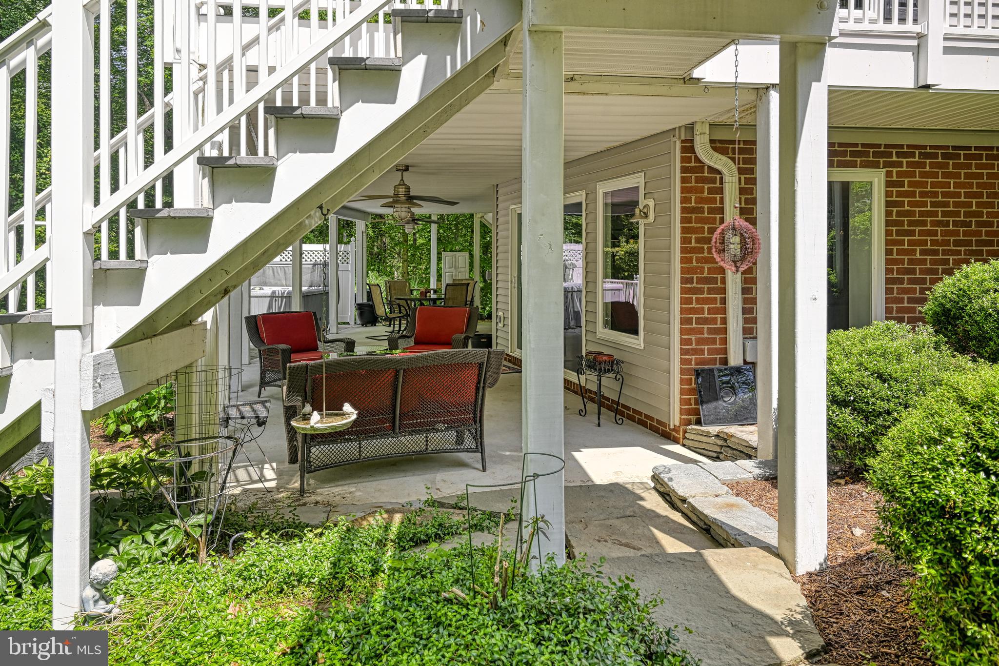 MAGNOLIA HARBOUR - Residential