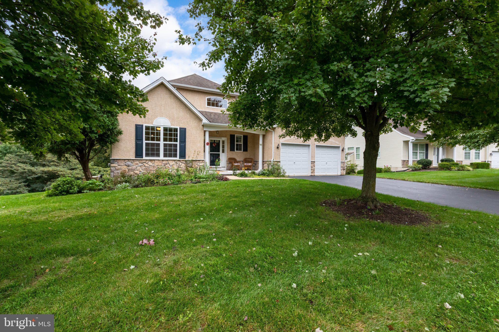 421 WESTVIEW DRIVE