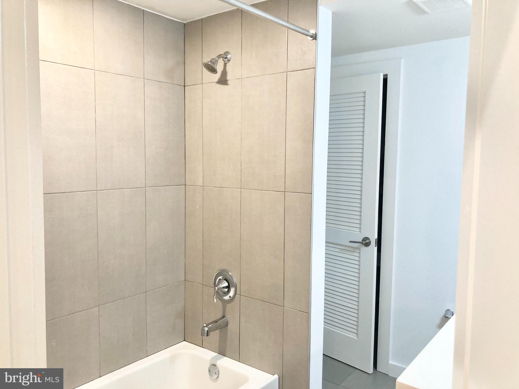 SOUTH KENSINGTON - Residential Lease