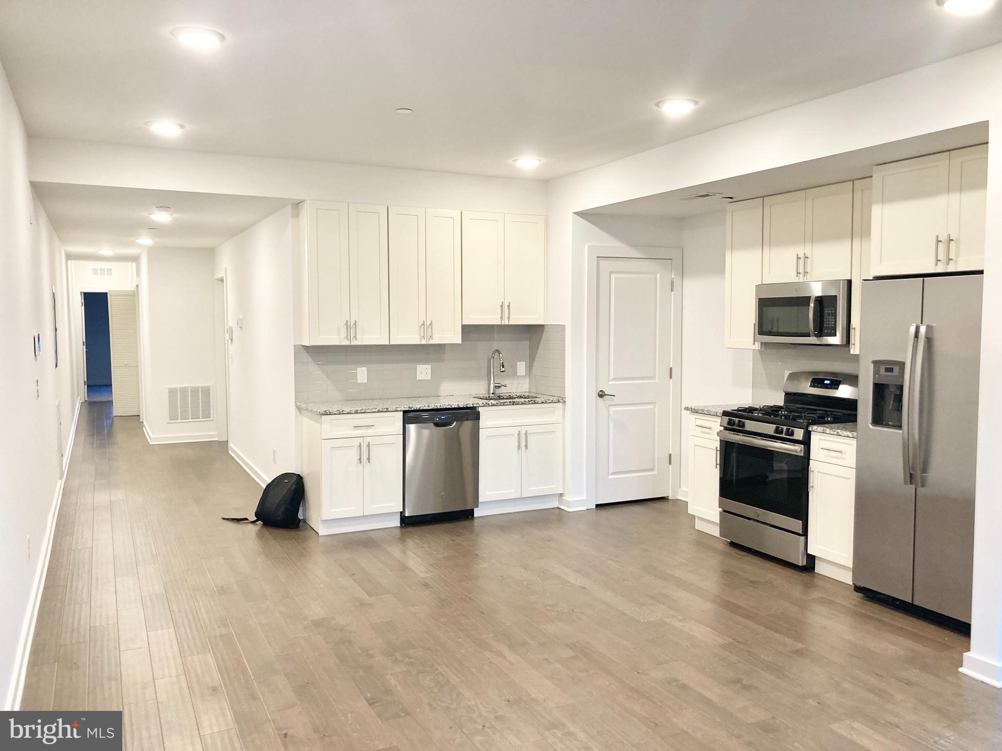 SOUTH KENSINGTON - Residential Lease