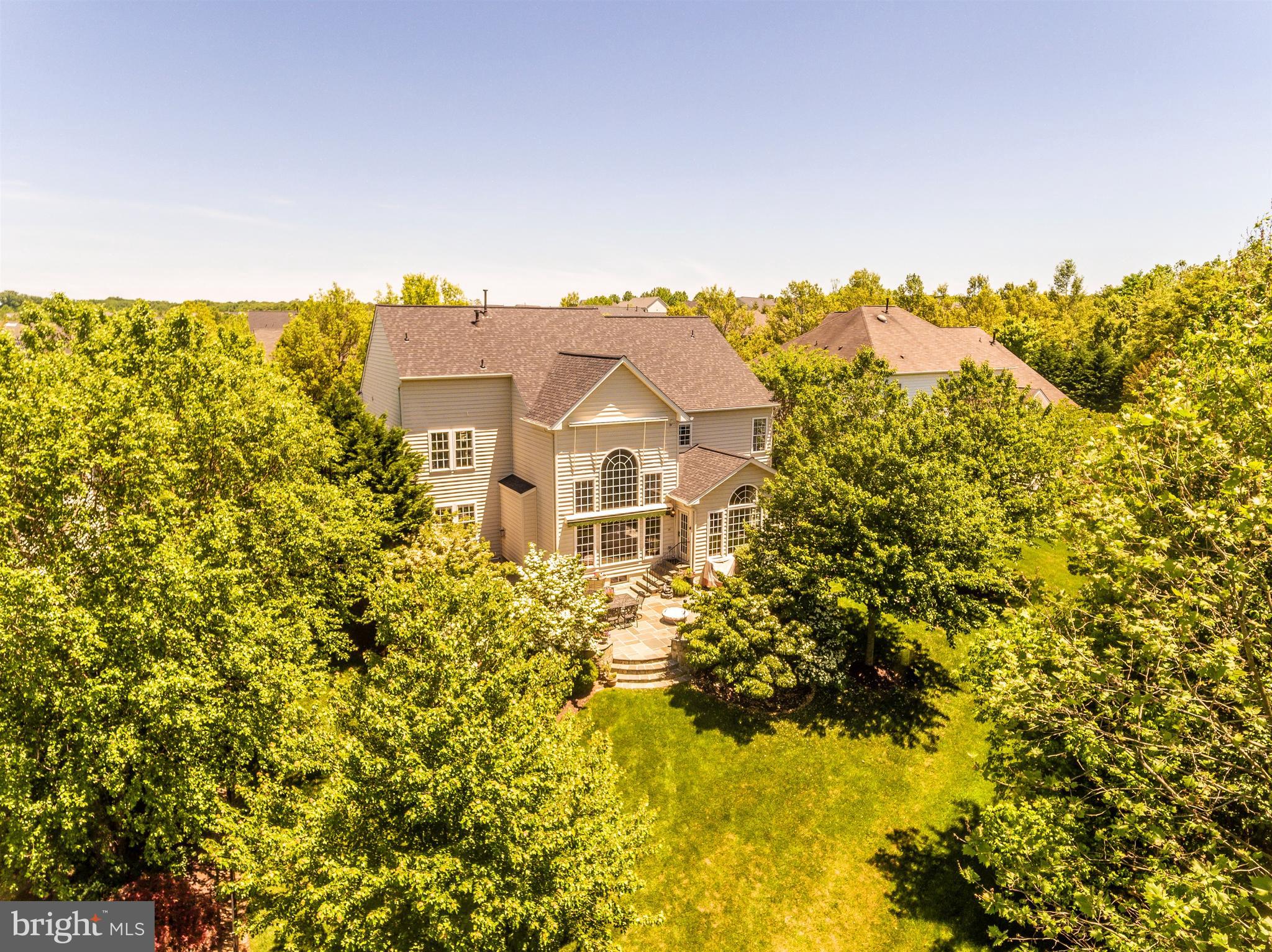 KINGS CROSSING - Residential