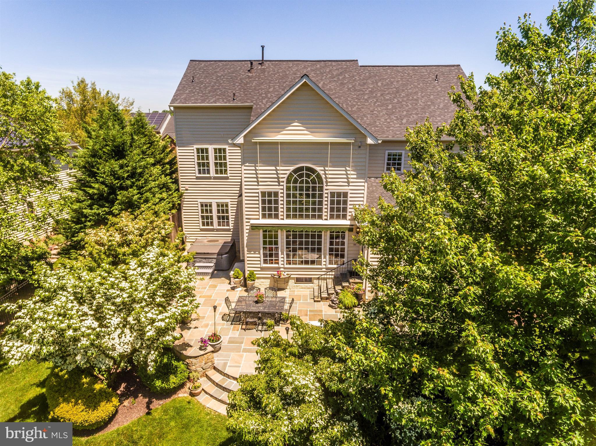 KINGS CROSSING - Residential