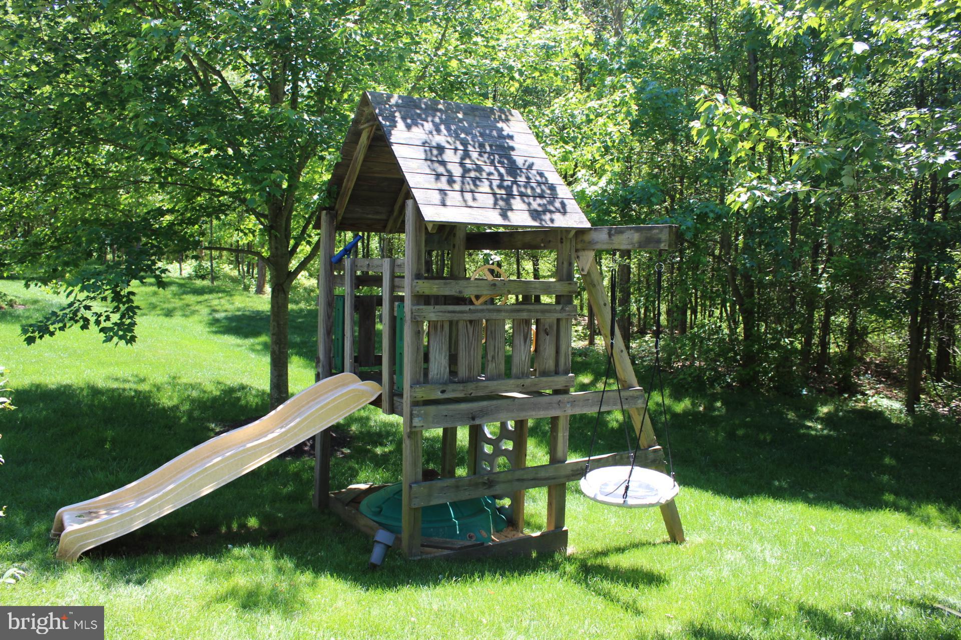 KINGS CROSSING - Residential