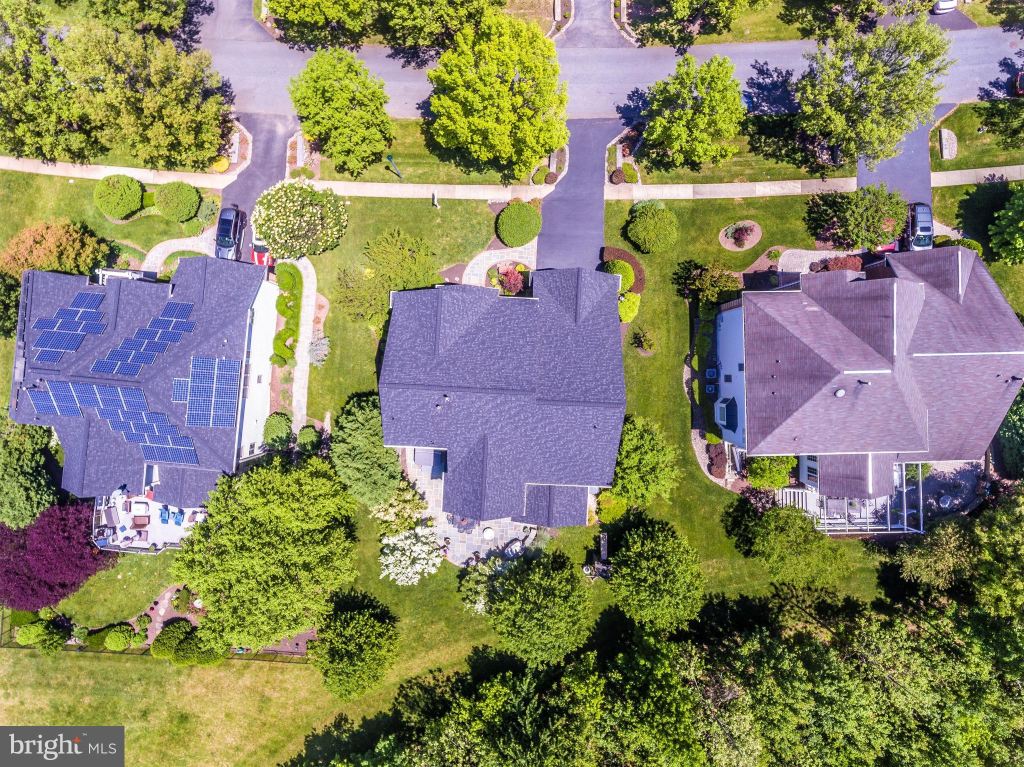 KINGS CROSSING - Residential