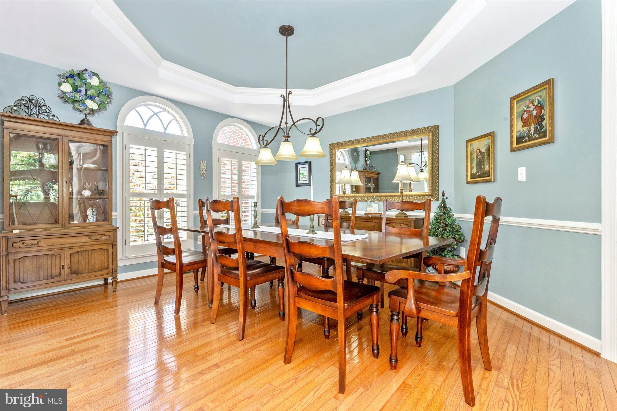 KINGS CROSSING - Residential