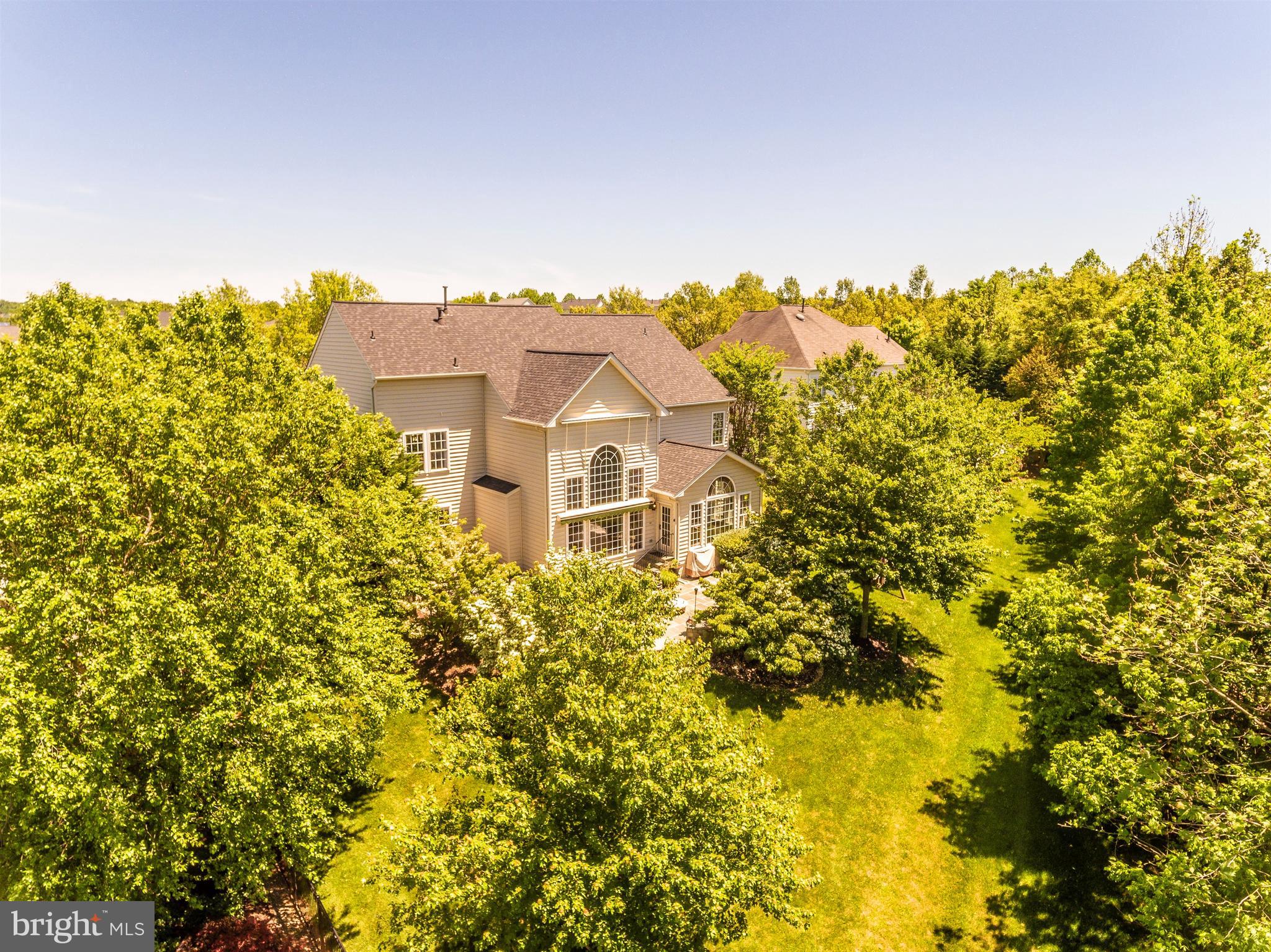 KINGS CROSSING - Residential