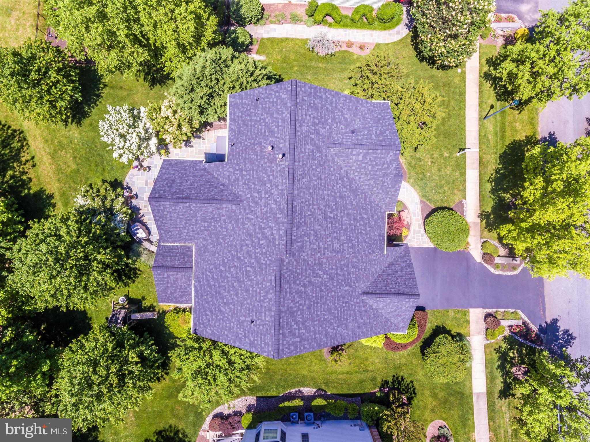 KINGS CROSSING - Residential