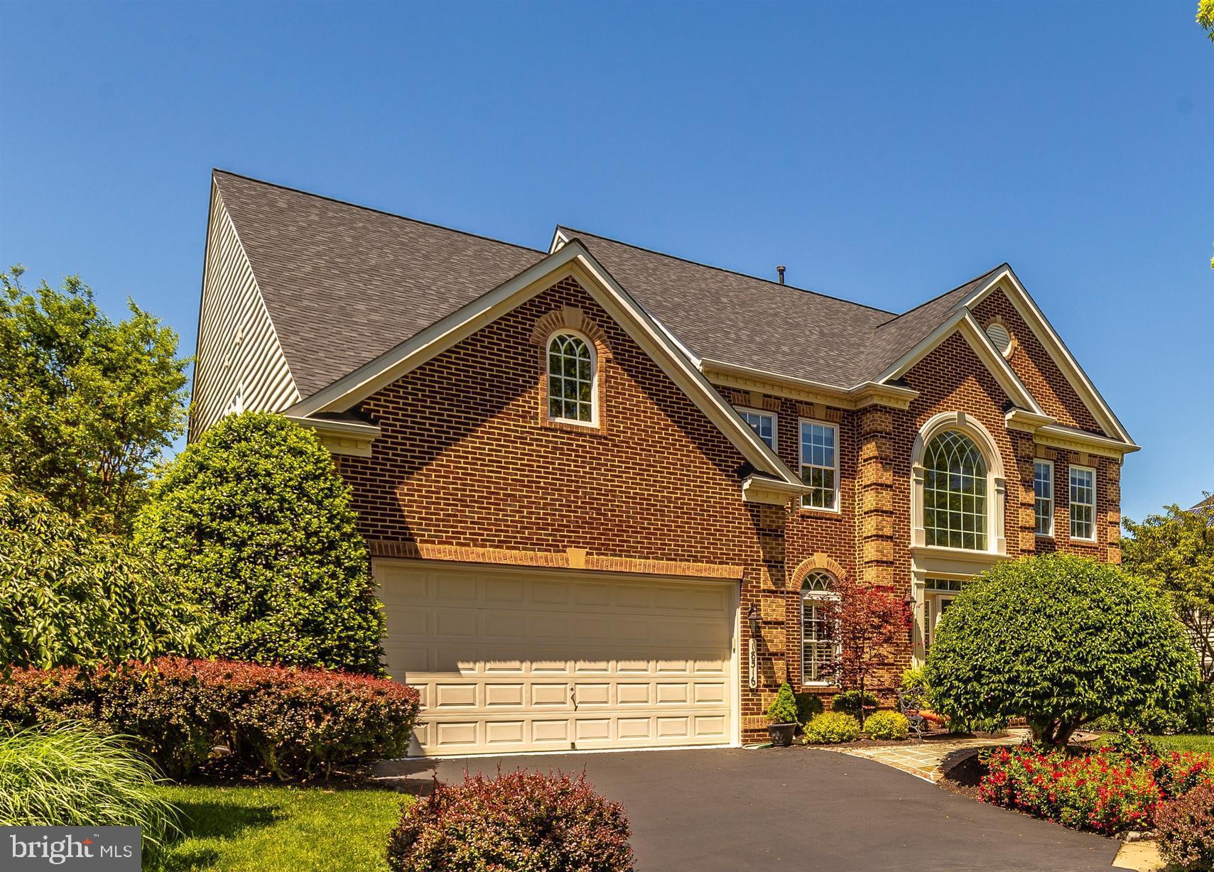 KINGS CROSSING - Residential