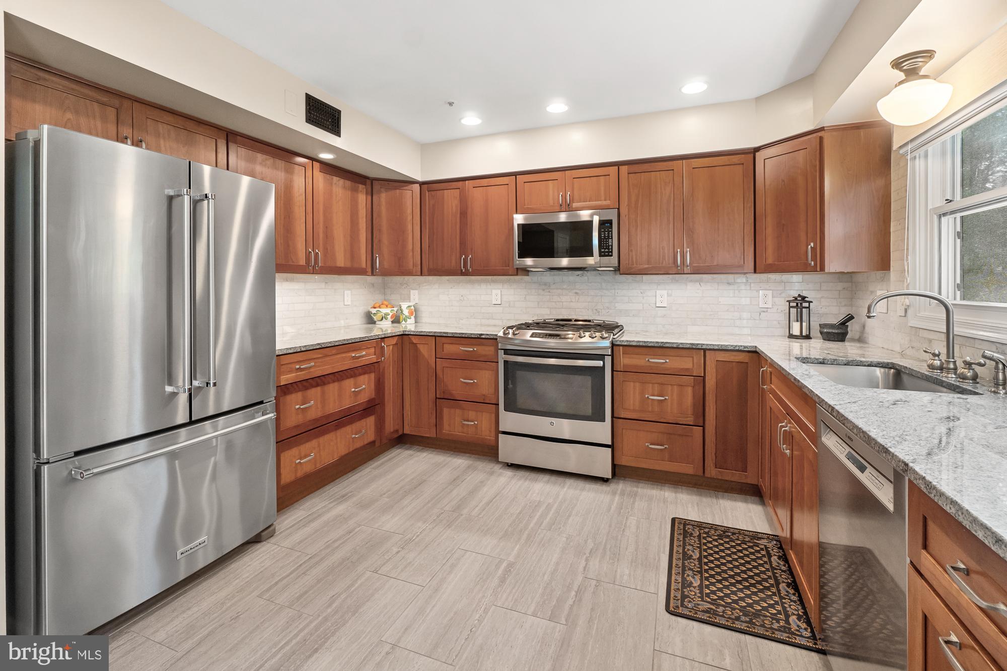 TRAVILAH CREST - Residential