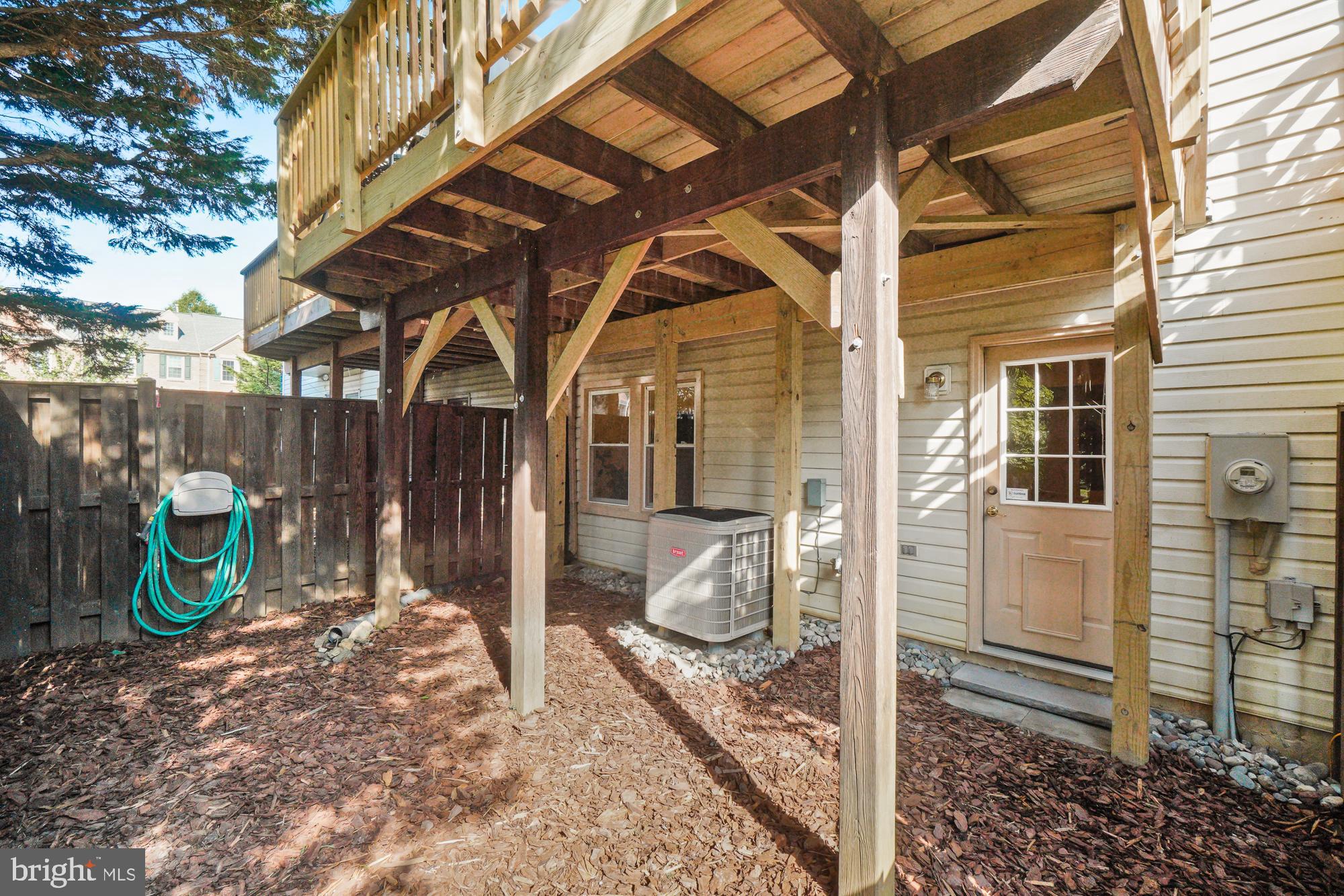 TRAVILAH CREST - Residential