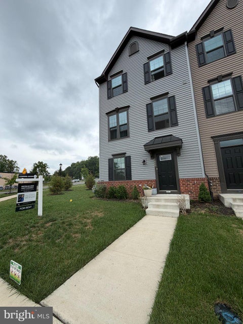 Townhouse For Rent - 1000 Alum Spring Road<br/> FREDERICKSBURG, VA 22401