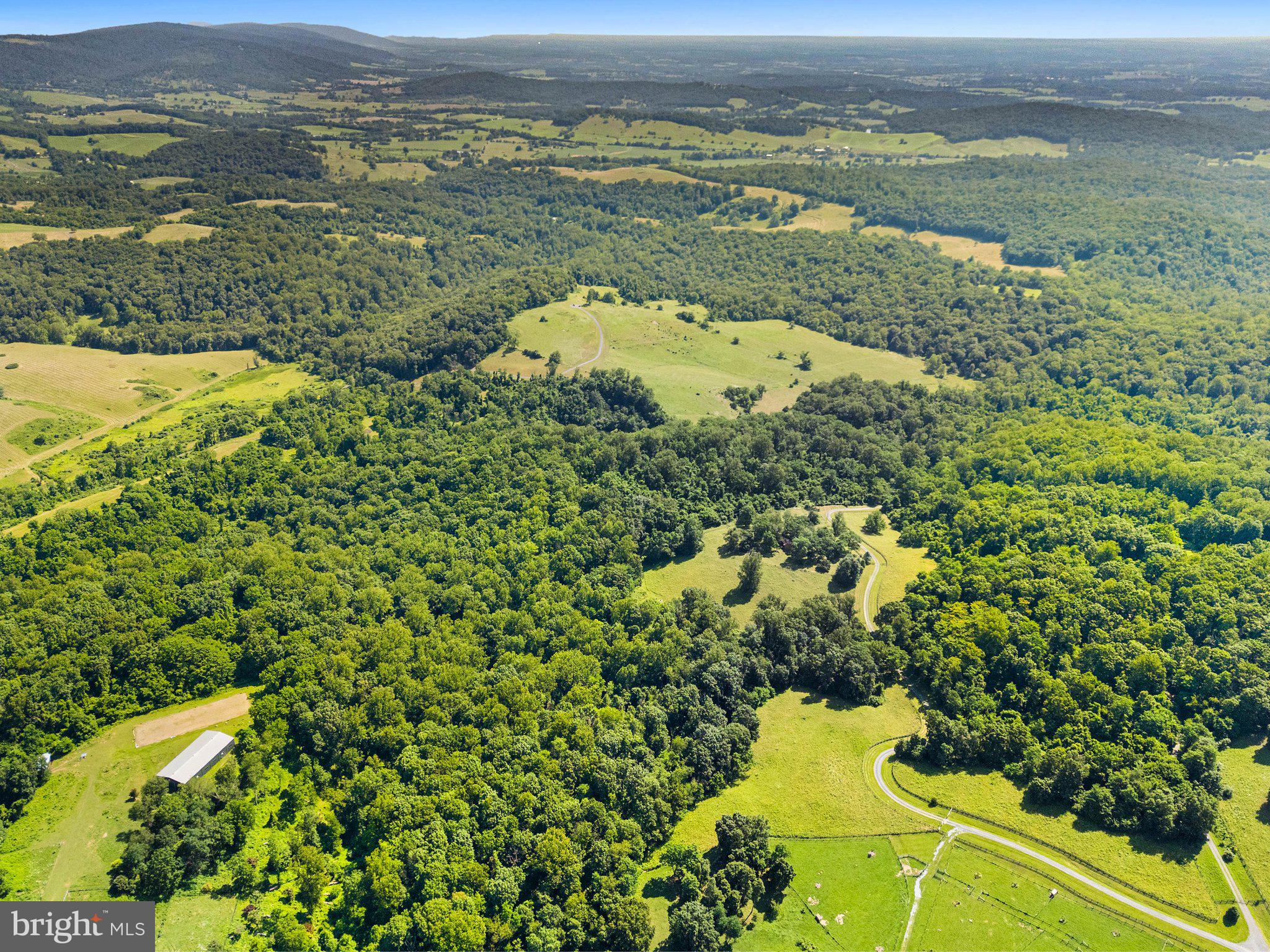 APPLE MANOR - Residential