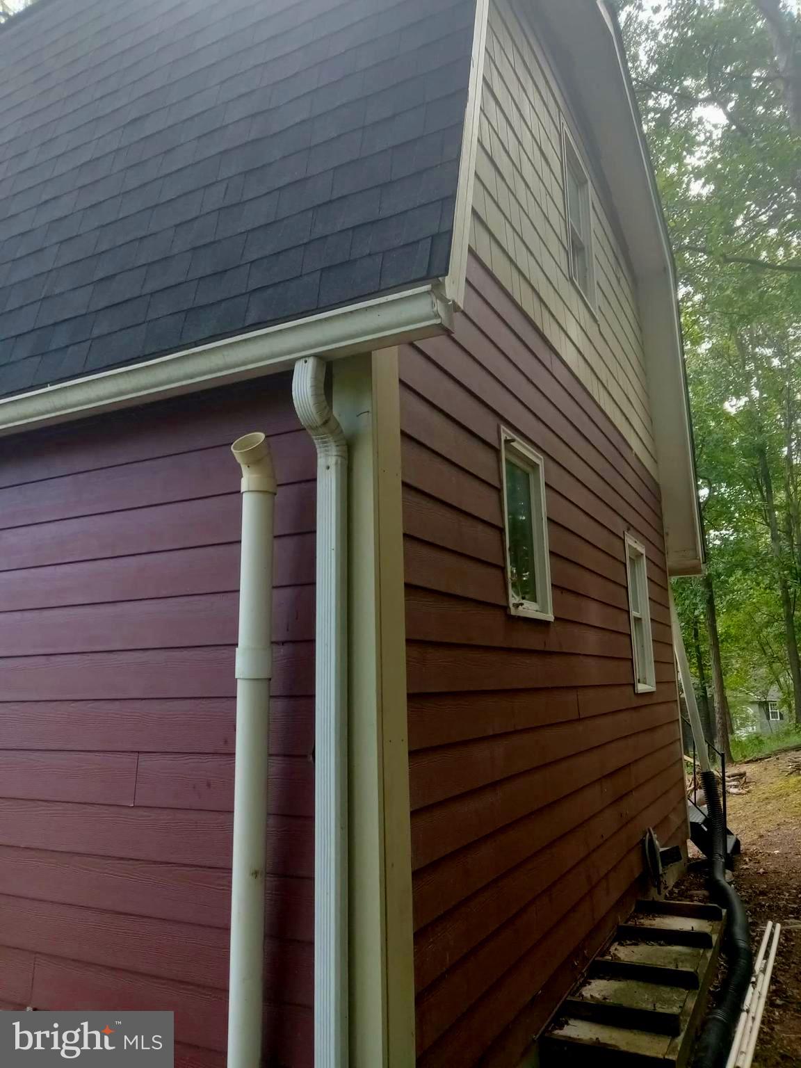 HIDDEN RIVER - Residential