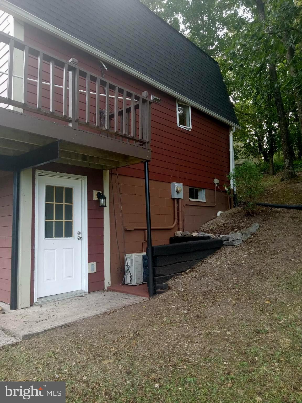 HIDDEN RIVER - Residential