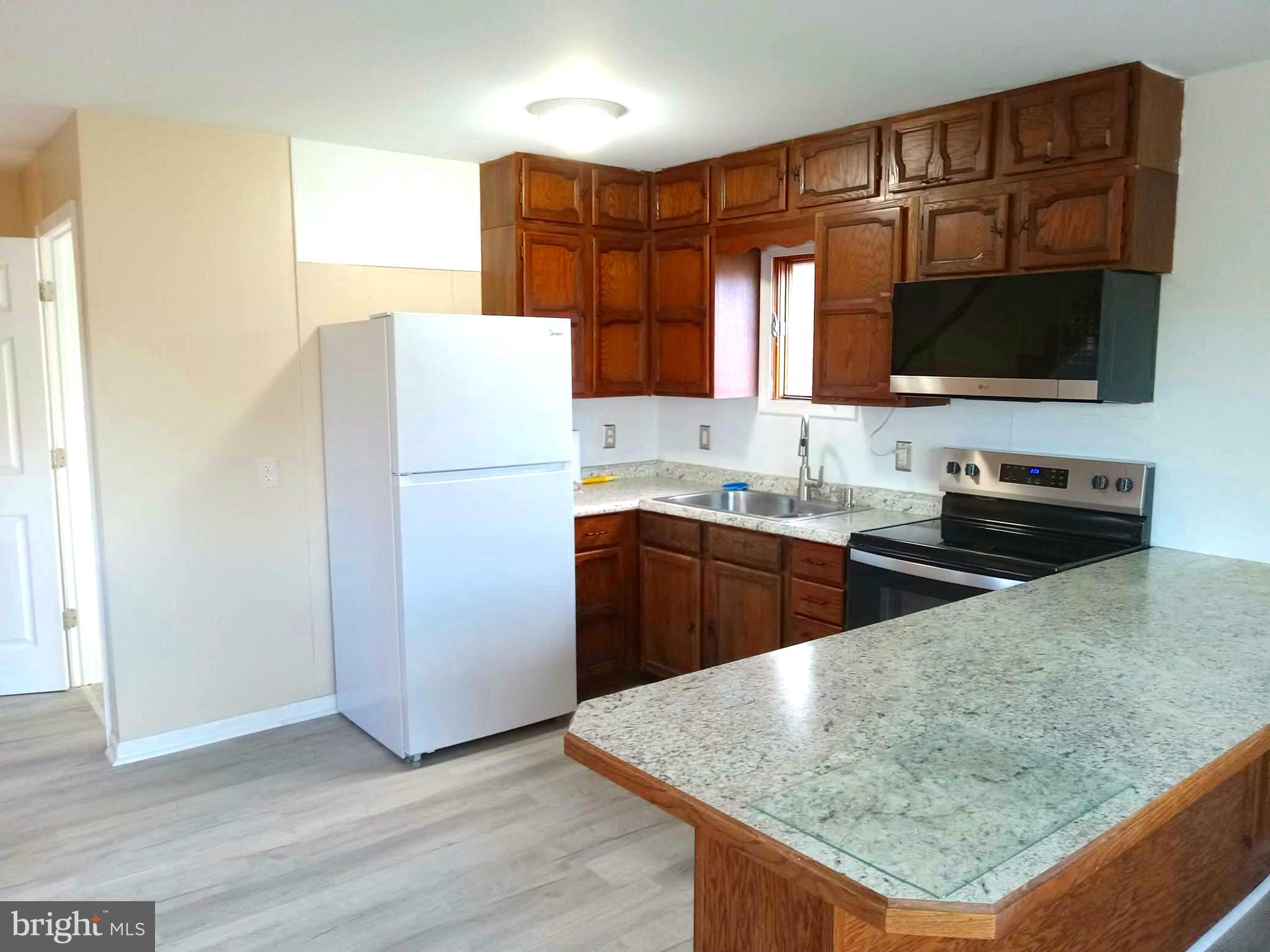 HIDDEN RIVER - Residential