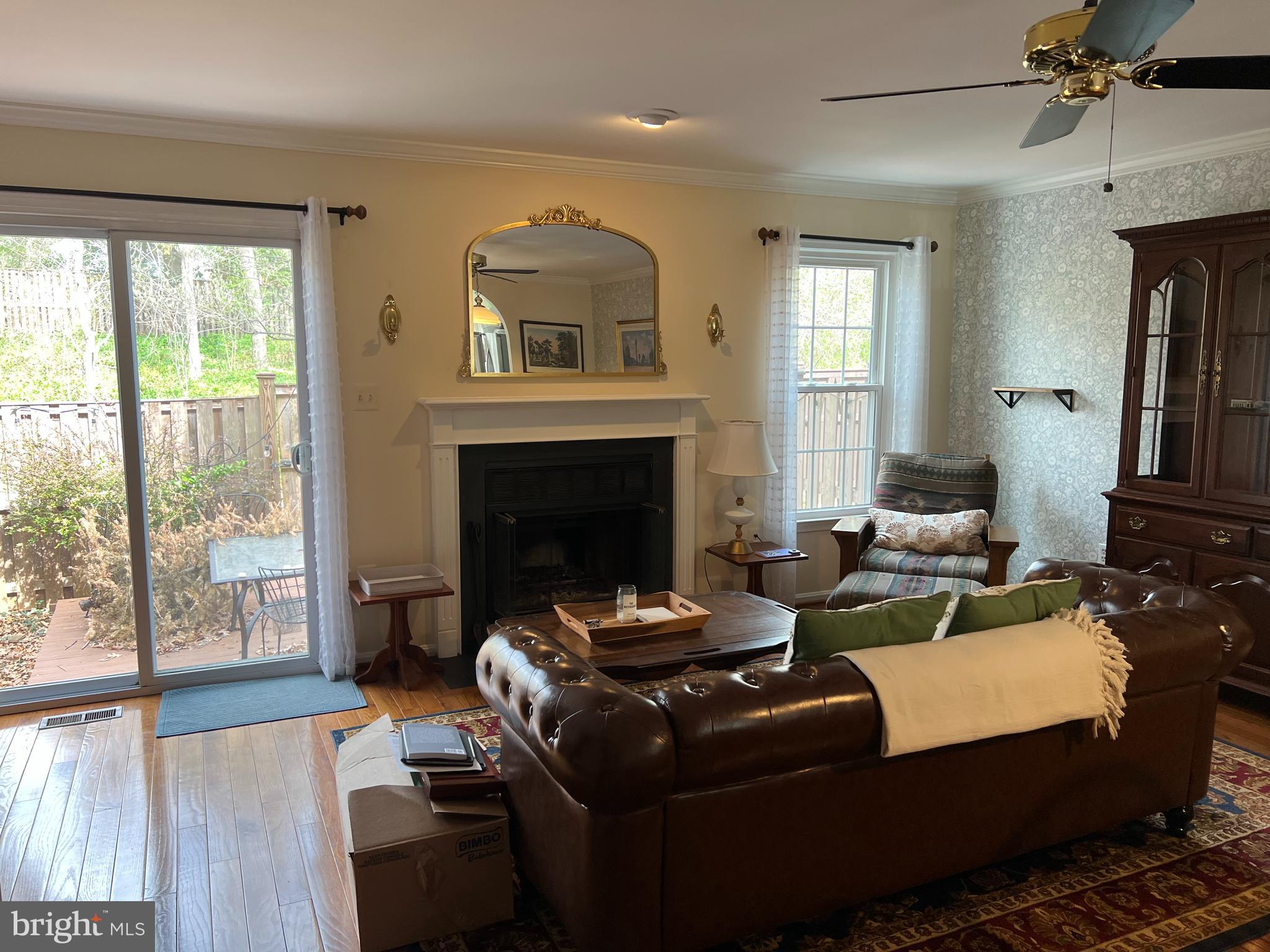 COLONIAL HEIGHTS - Residential Lease