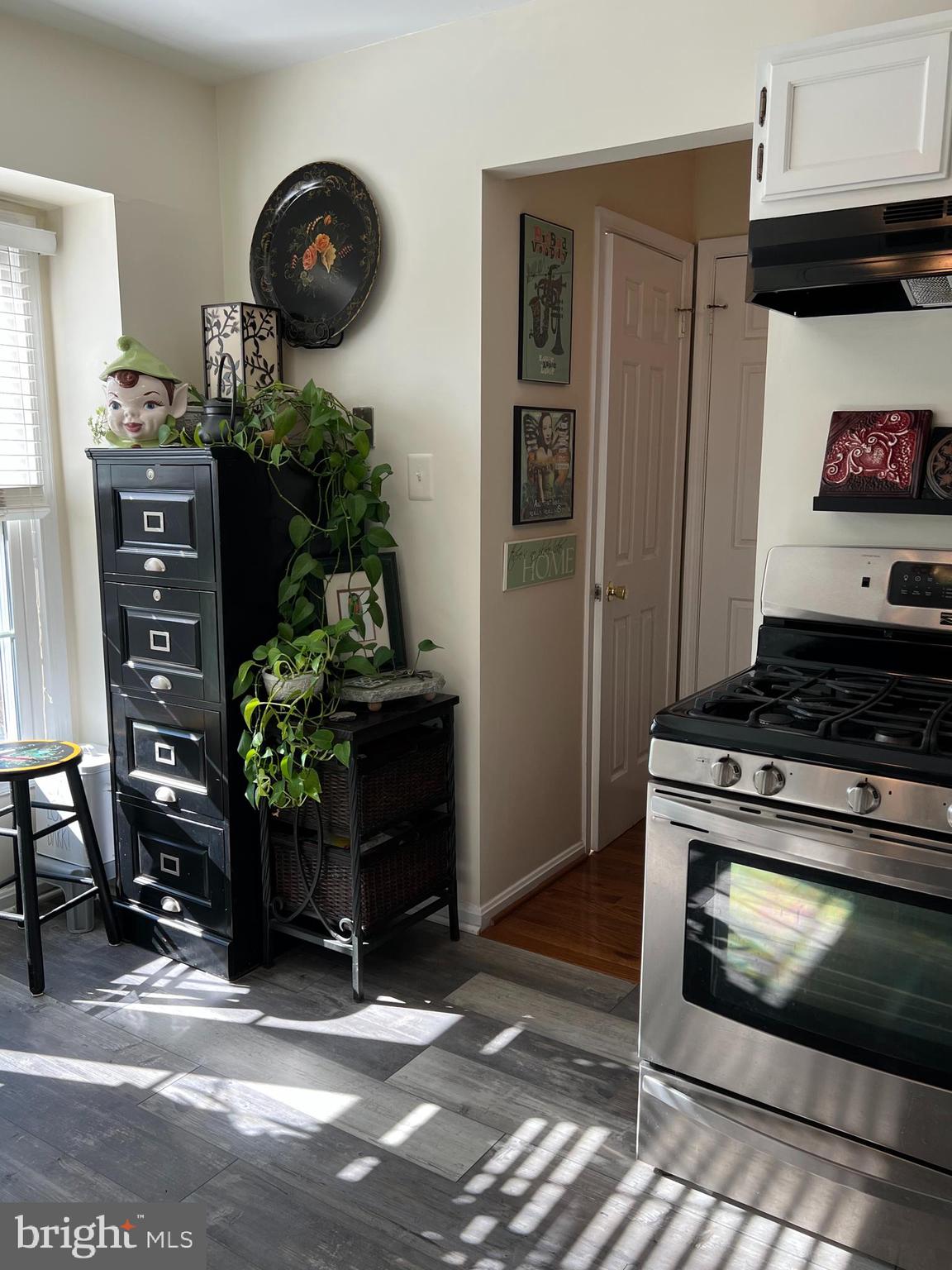 COLONIAL HEIGHTS - Residential Lease