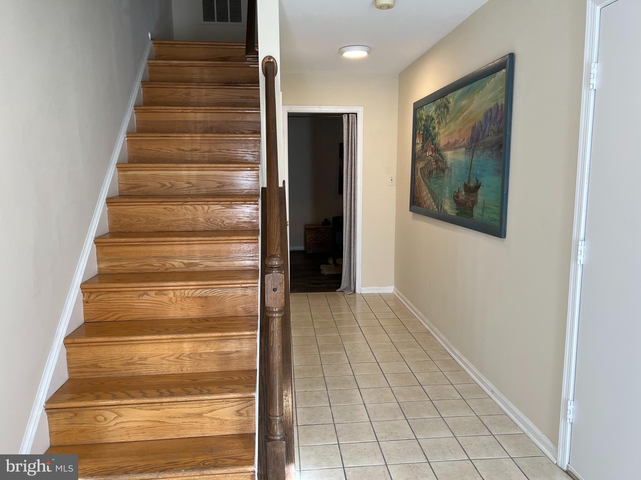 COLONIAL HEIGHTS - Residential Lease