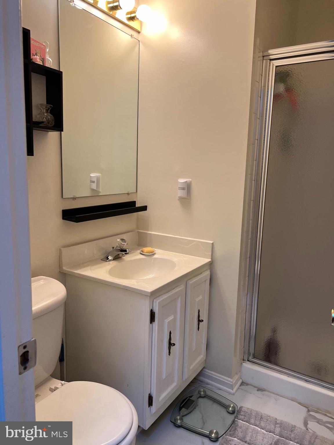 COLONIAL HEIGHTS - Residential Lease