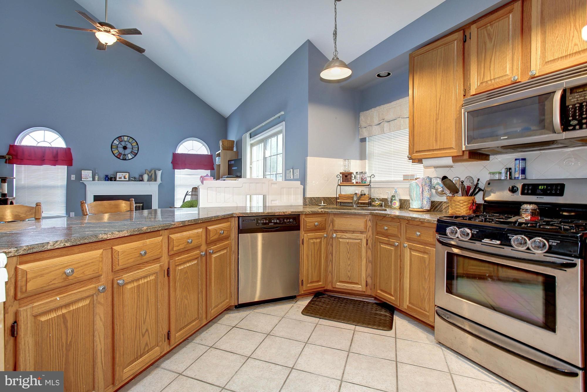 DALE CITY - Residential