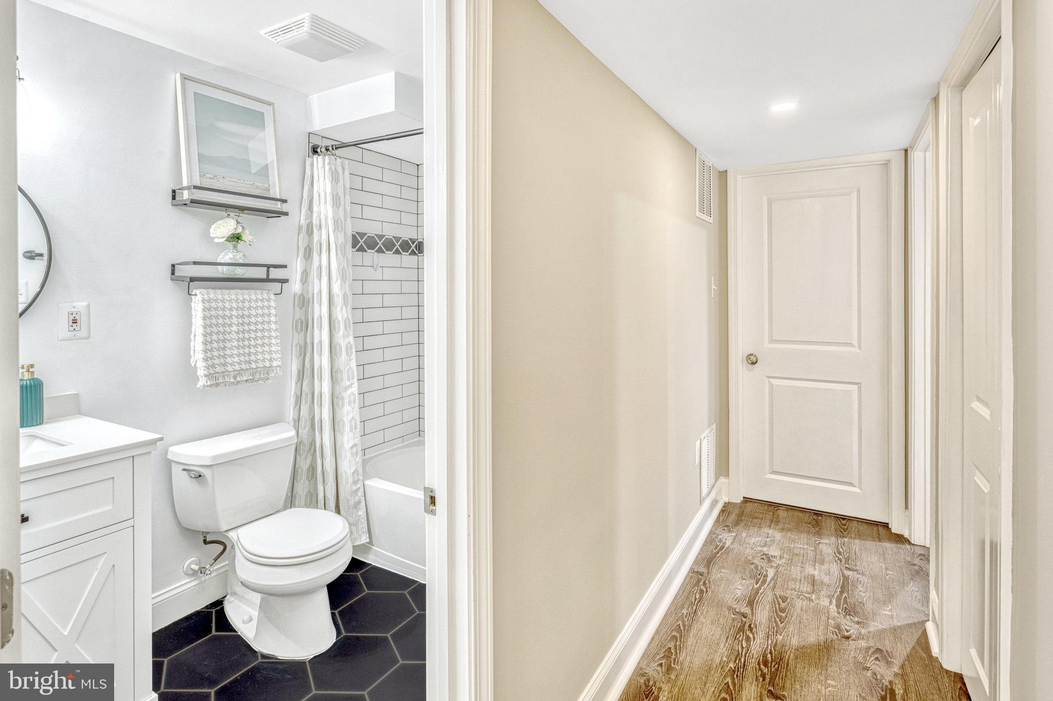 DALE CITY - Residential