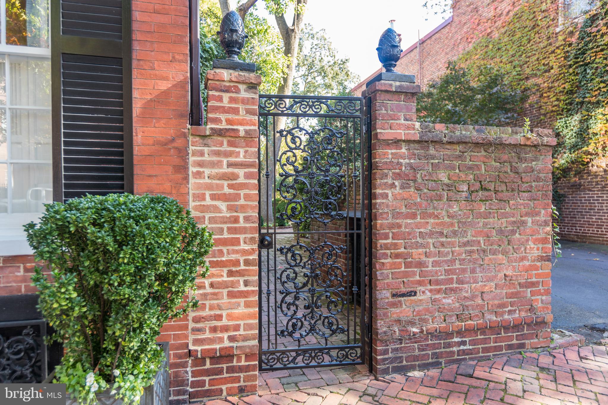 OLD TOWN - Residential