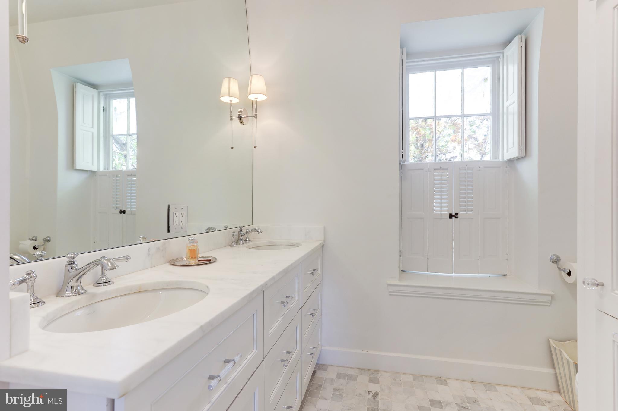 OLD TOWN - Residential