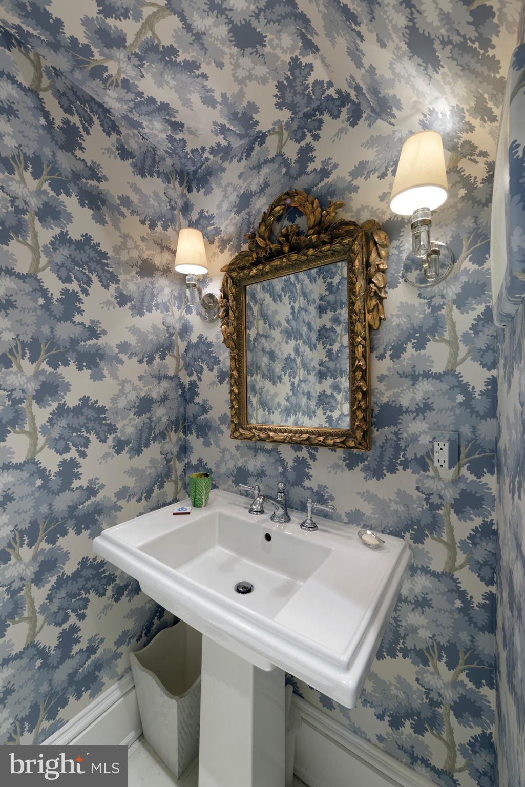 OLD TOWN - Residential