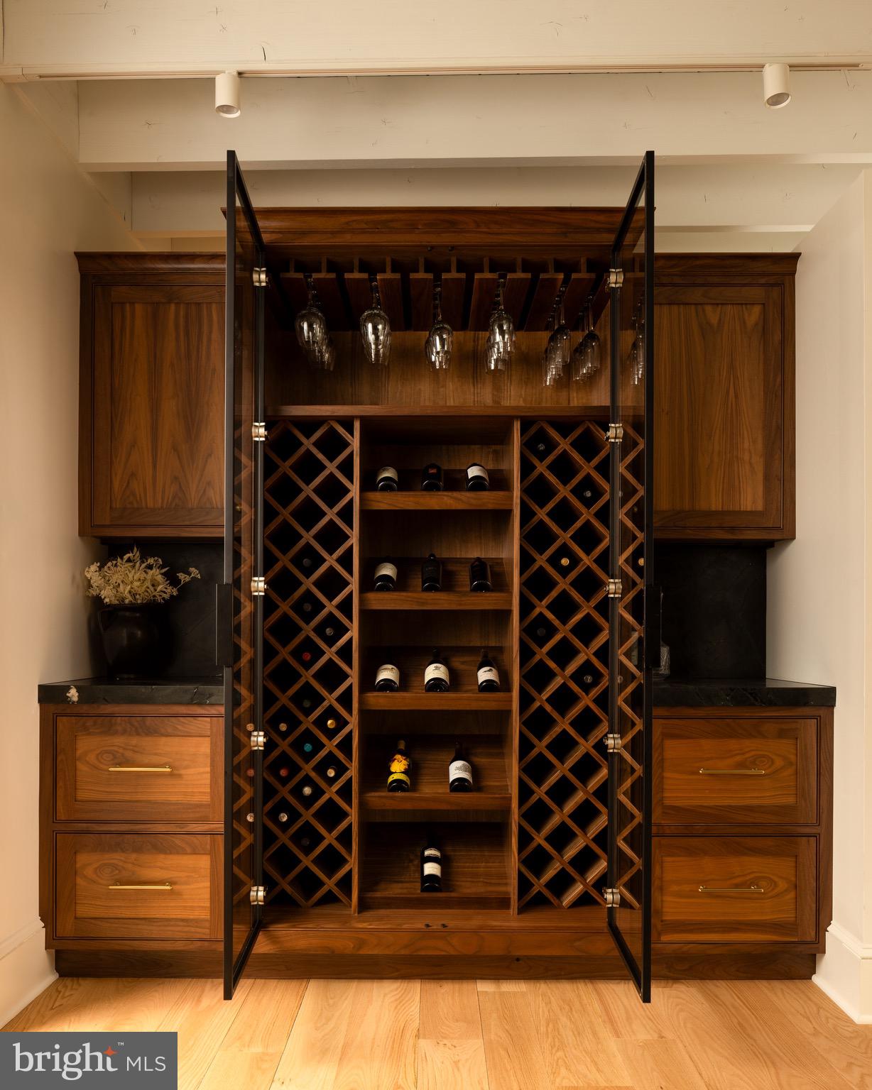 NON AVAILABLE - Residential