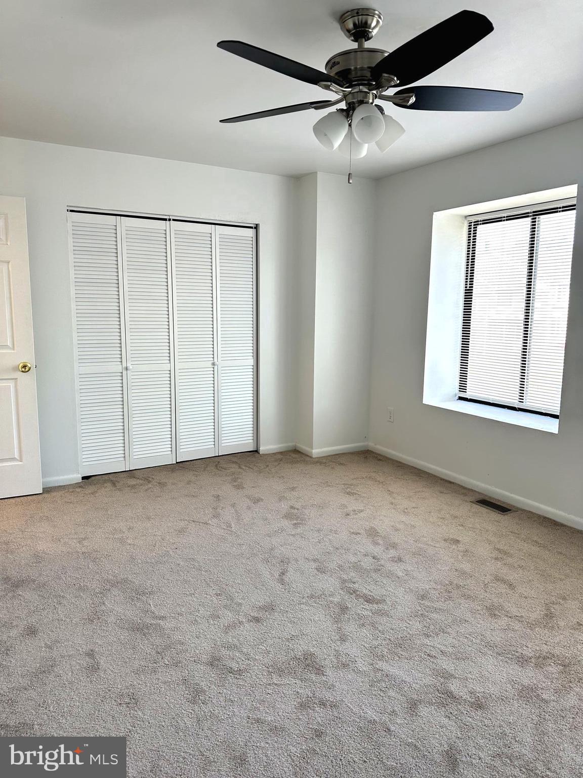 REFLECTION LAKE - Residential