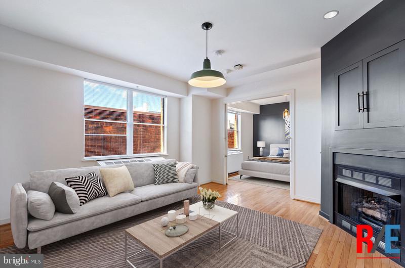 815 KING STREET 4E
