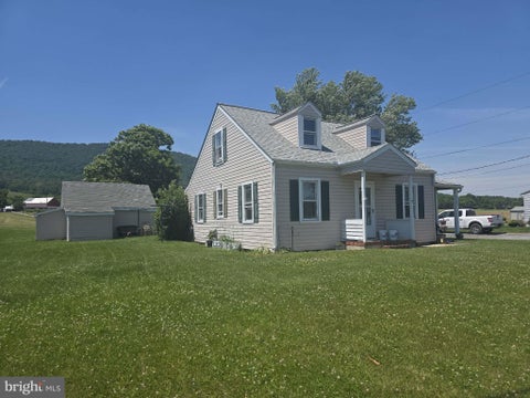 Homes For Sale - 7245 Charlestown Road Rd<br/> GREENCASTLE, PA 17225