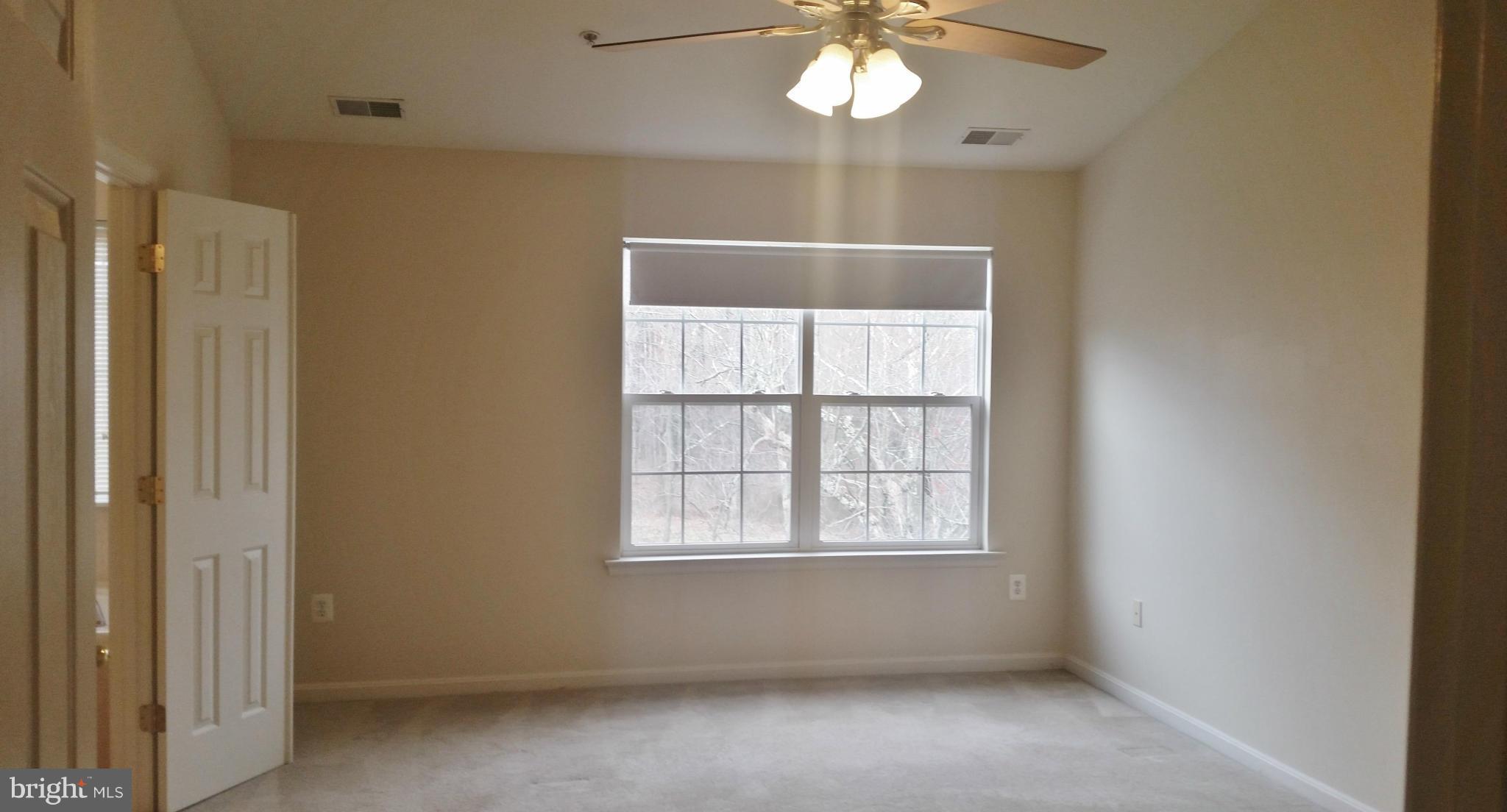 DEERBORNE - Residential Lease